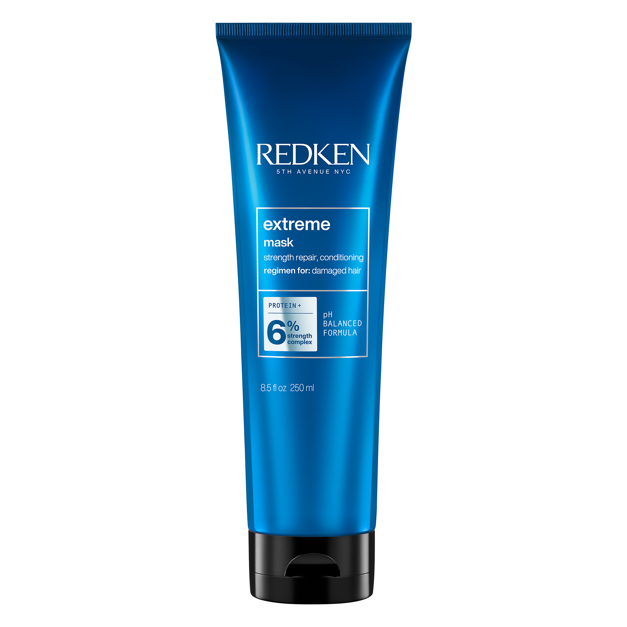 Redken Extreme Strength Repair -hiusnaamio korjaa hiuksia